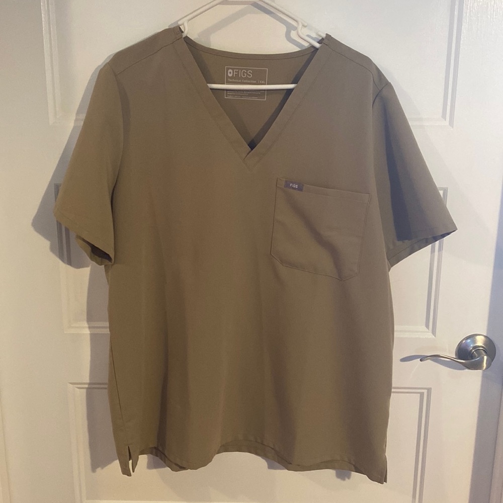 Figs Latte one pocket scrub top